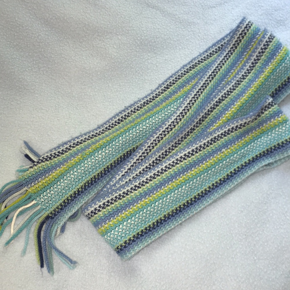 Knit scarf